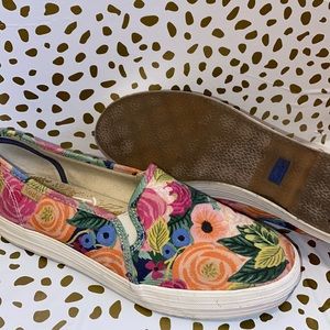 Floral Keds SUPER CUTE 8.5